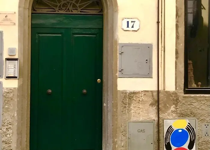 Classico E Romantico Fiorentino 10 Min A Piedi Da Ponte Vecchio E 5 Minuti Da Palazzo Pitti Area Unesco Apartament