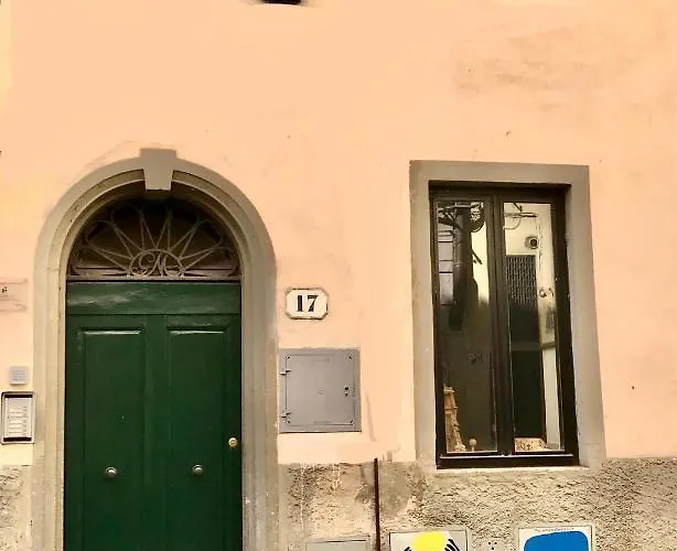 Apartament Classico E Romantico Fiorentino 10 Min A Piedi Da Ponte Vecchio E 5 Minuti Da Palazzo Pitti Area Unesco
