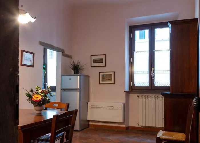 Classico E Romantico Fiorentino 10 Min A Piedi Da Ponte Vecchio E 5 Minuti Da Palazzo Pitti Area Unesco * Florencja
