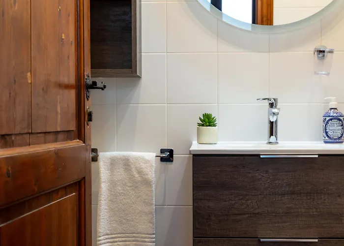 Apartament Classico E Romantico Fiorentino 10 Min A Piedi Da Ponte Vecchio E 5 Minuti Da Palazzo Pitti Area Unesco Florencja